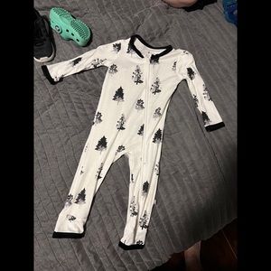 Kyte baby romper